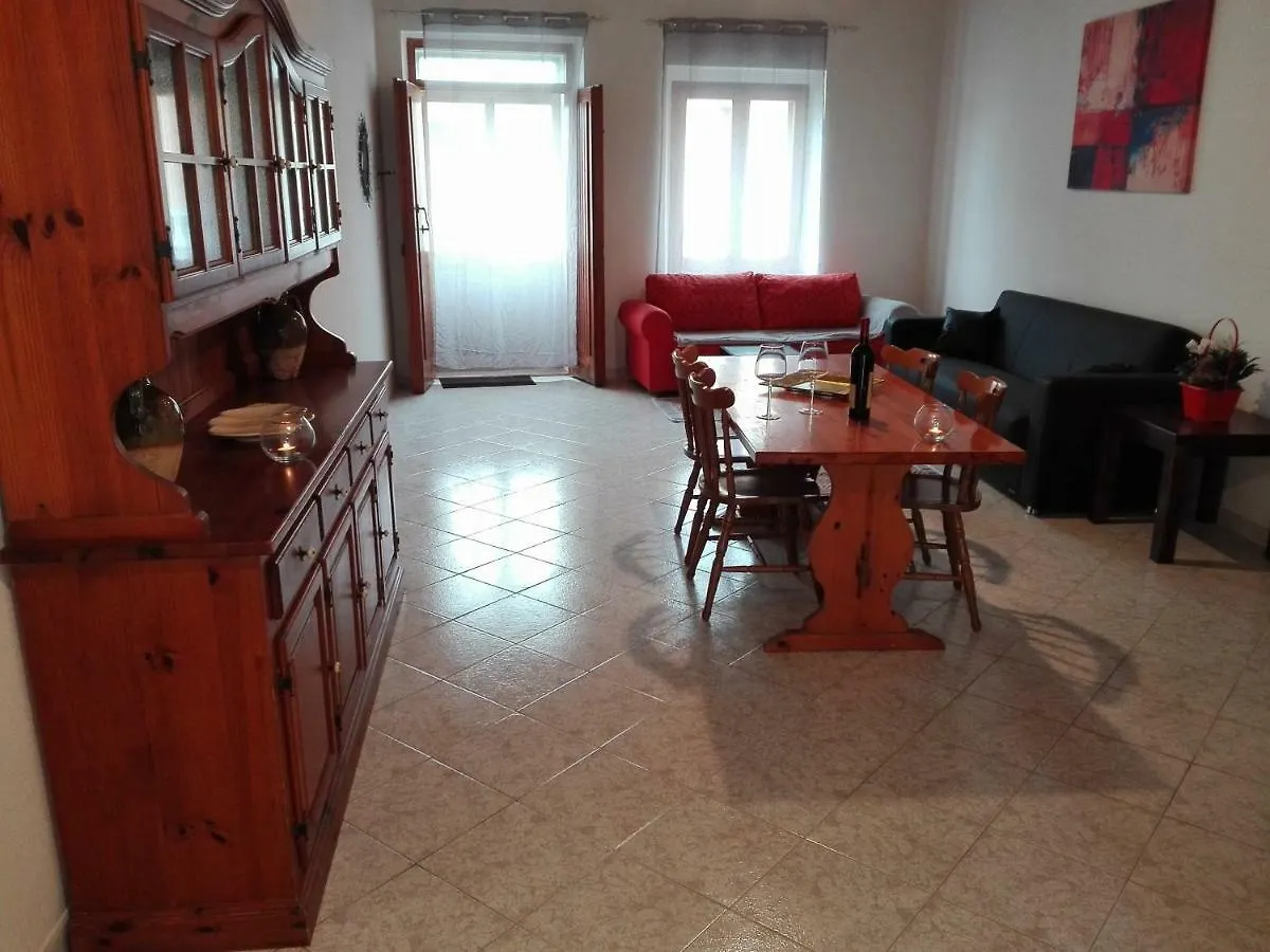 casa vacanza laguna Càbras 0*,  Italia